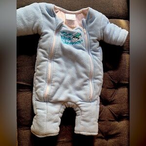 Magic Merlin’s sleep suit Blue Fleece size Small 12-18 lbs